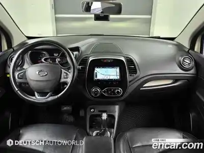 Renault QM3 2017 1.5 Автомат в Москве № 887354, миниатюра 7