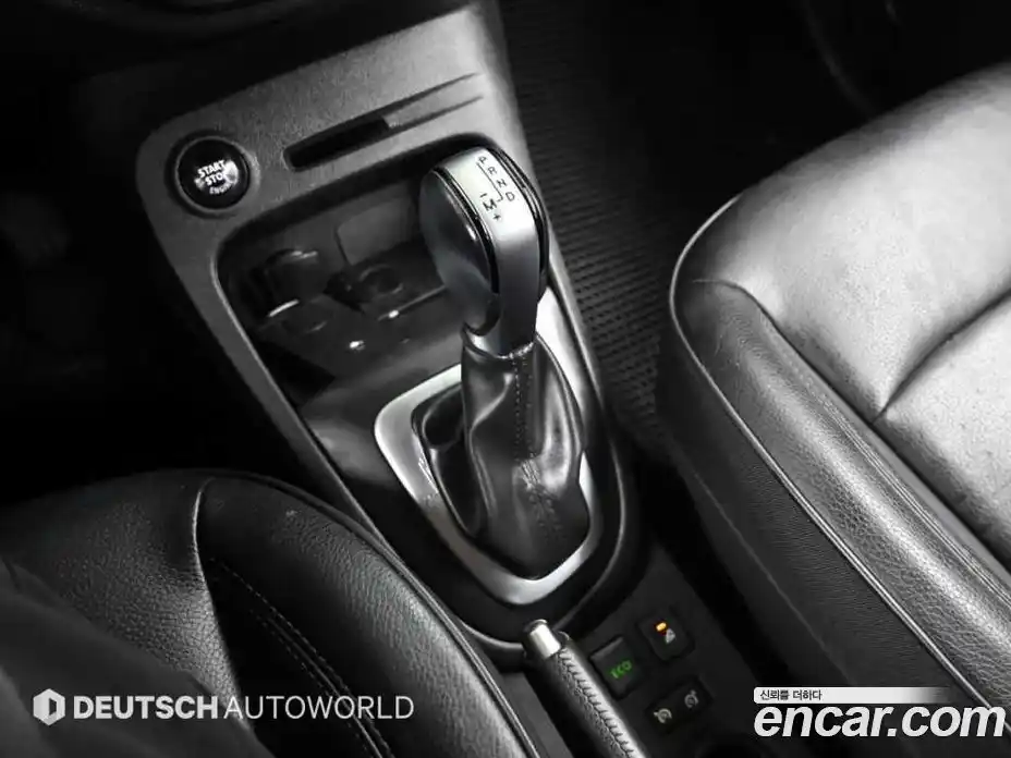 Renault QM3 2017 1.5 Автомат в Москве № 887354, фото 9