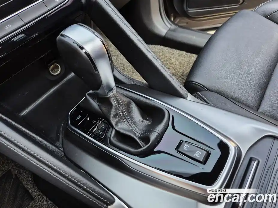 Renault QM6 2019 2.0 гидро в Москве № 887362, фото 17