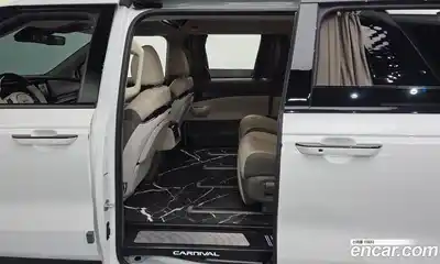 Kia Canival 2024 3.5 Автомат в Москве № 887622, миниатюра 11