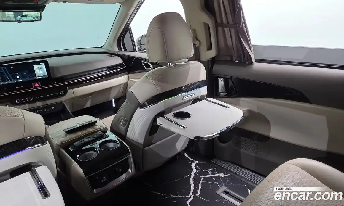 Kia Canival 2024 3.5 Автомат в Москве № 887622, фото 17