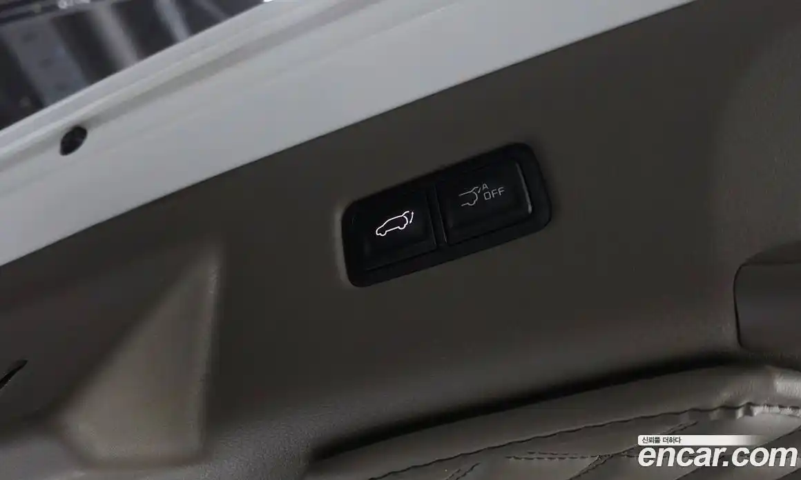 Kia Canival 2024 3.5 Автомат в Москве № 887622, фото 20