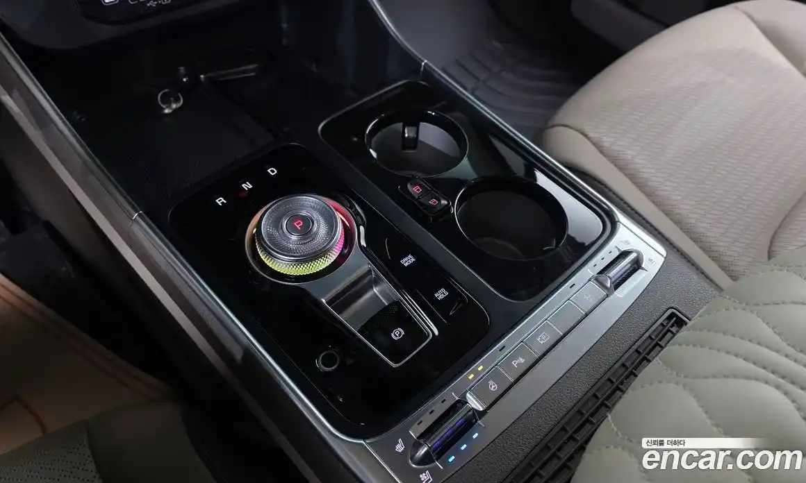 Kia Canival 2024 3.5 Автомат в Москве № 887622, фото 9