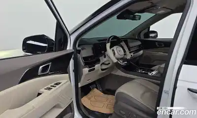 Kia Canival 2024 3.5 Автомат в Москве № 887622, миниатюра 10