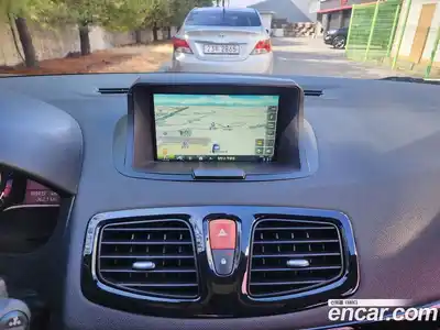 Renault SM3 2015 1.6 гидро в Москве № 887990, миниатюра 12