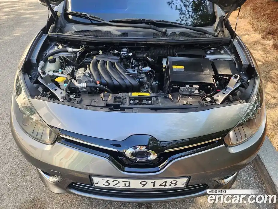 Renault SM3 2015 1.6 гидро в Москве № 887990, фото 6