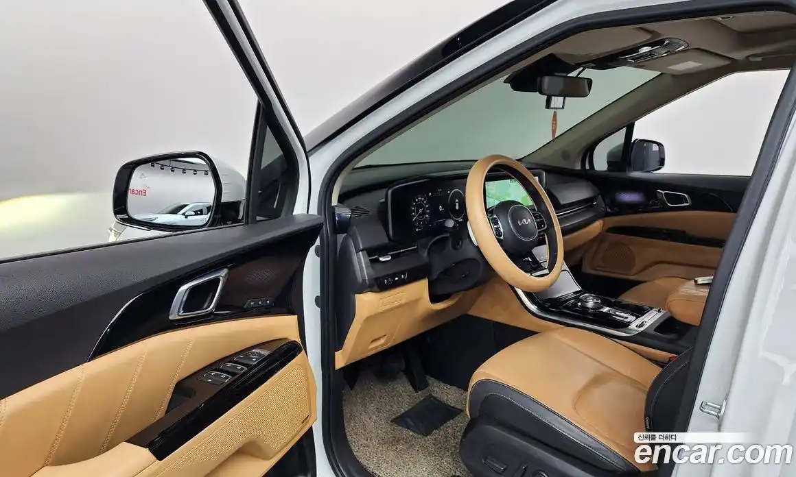 Kia Canival 2022 3.5 Автомат в Москве № 888277, фото 9