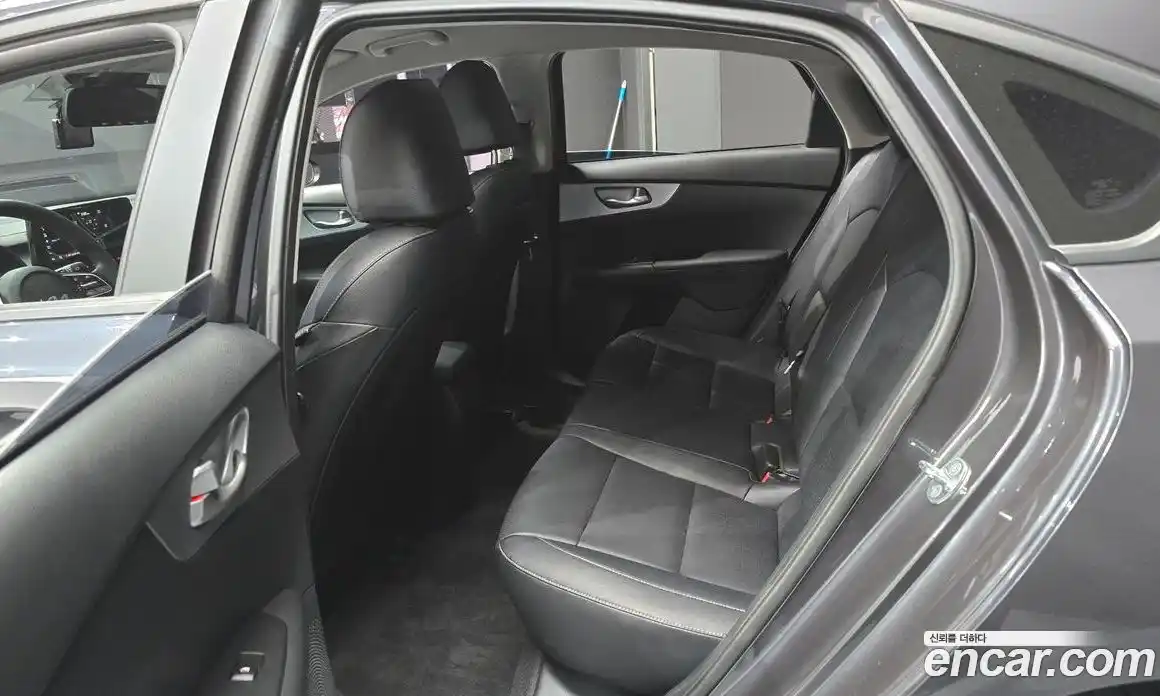 Kia K3 2022 1.6 Автомат в Москве № 888362, фото 13