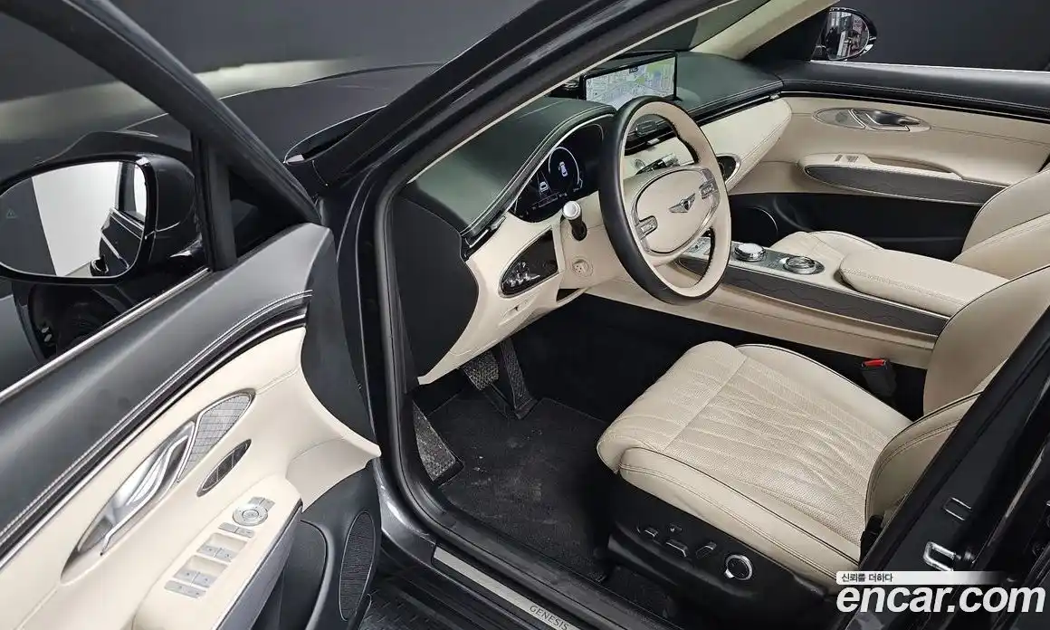 Genesis GV70 2021 2.5 Автомат в Москве № 888676, фото 11