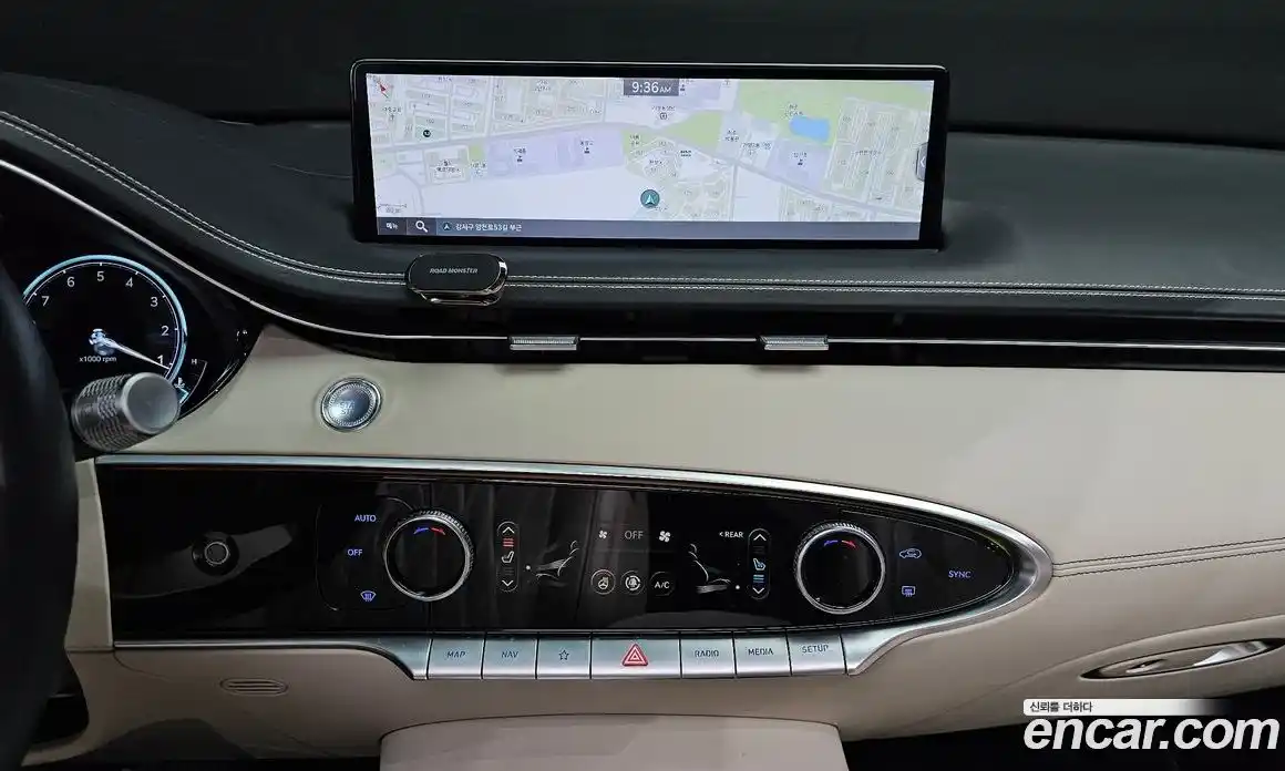 Genesis GV70 2021 2.5 Автомат в Москве № 888676, фото 14