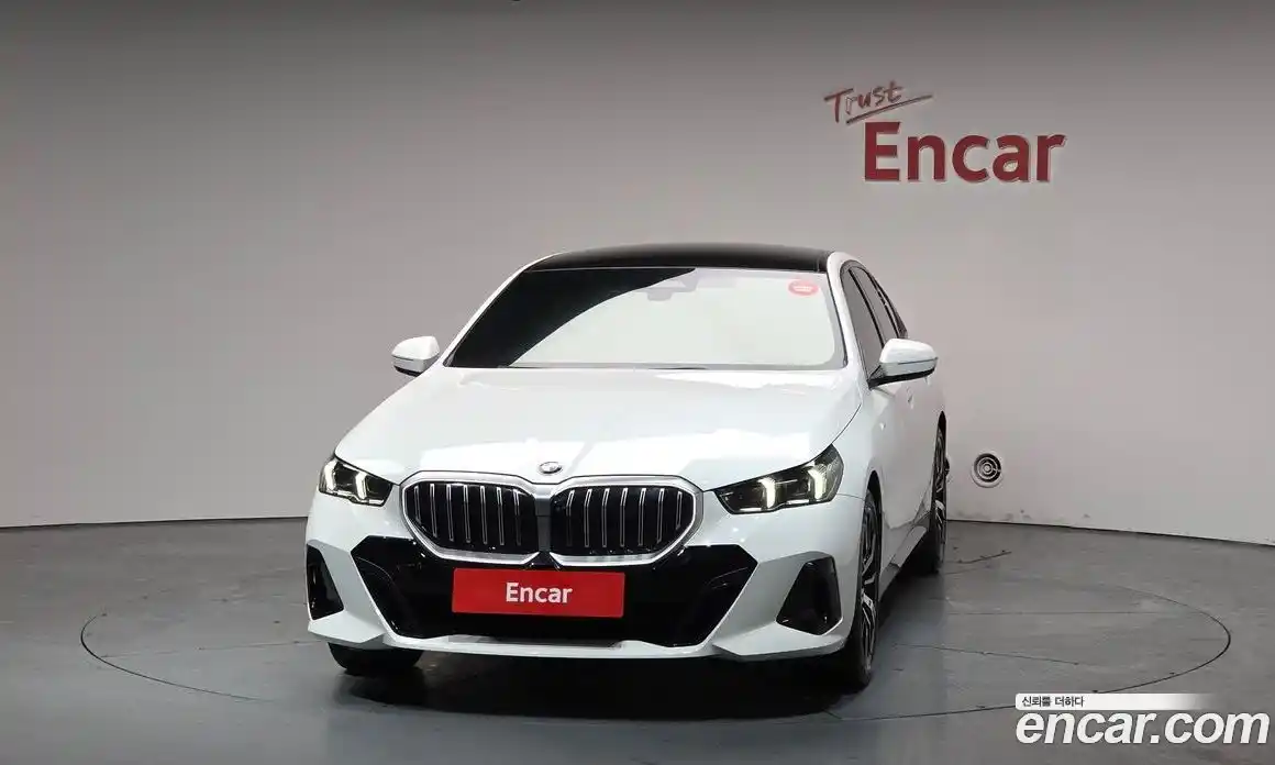 BMW 5-Series 2025 2.0 Автомат в Москве № 888743, фото 3