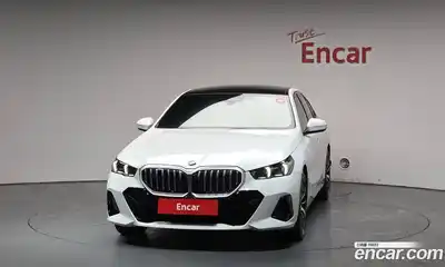 BMW 5-Series 2025 2.0 Автомат в Москве № 888743, миниатюра 3