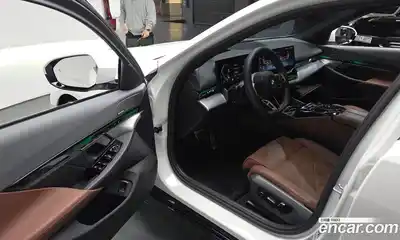 BMW 5-Series 2025 2.0 Автомат в Москве № 888743, миниатюра 10