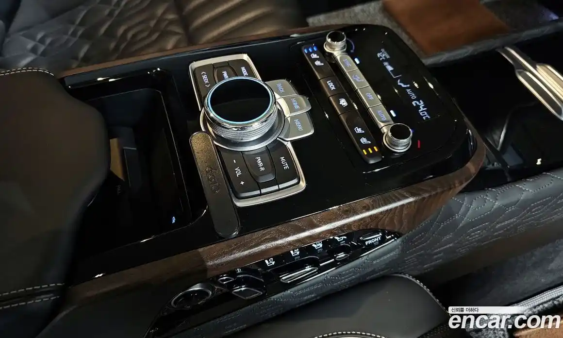 Genesis G90 2020 5.0 Автомат в Москве № 888787, фото 19