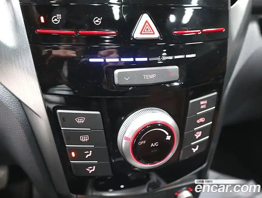 SsangYong TIBOLI 2017 1.6 Автомат в Москве № 889128, фото 15