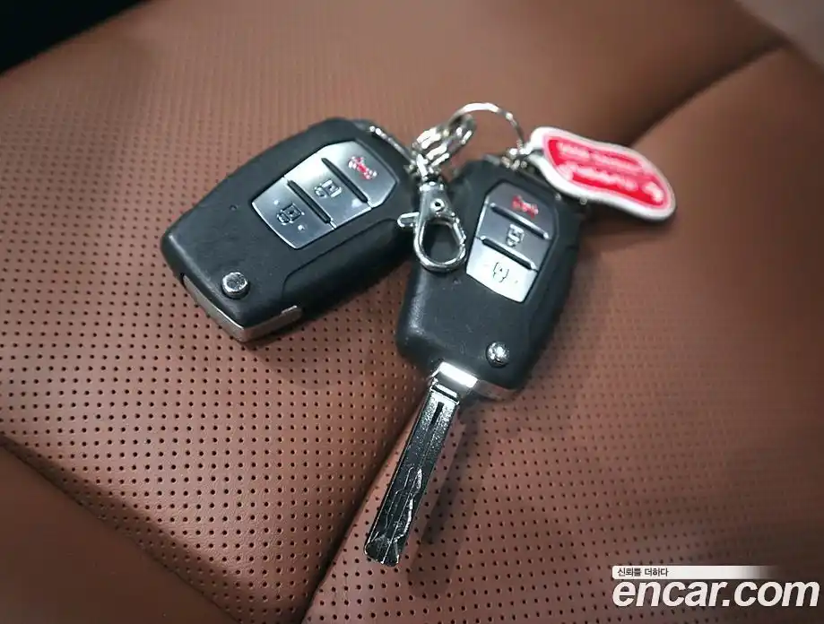 SsangYong TIBOLI 2017 1.6 Автомат в Москве № 889128, фото 17