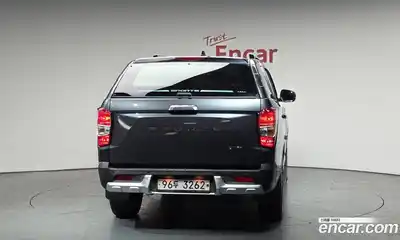 SsangYong Rexton 2018 2.2 Автомат в Москве № 889432, миниатюра 4