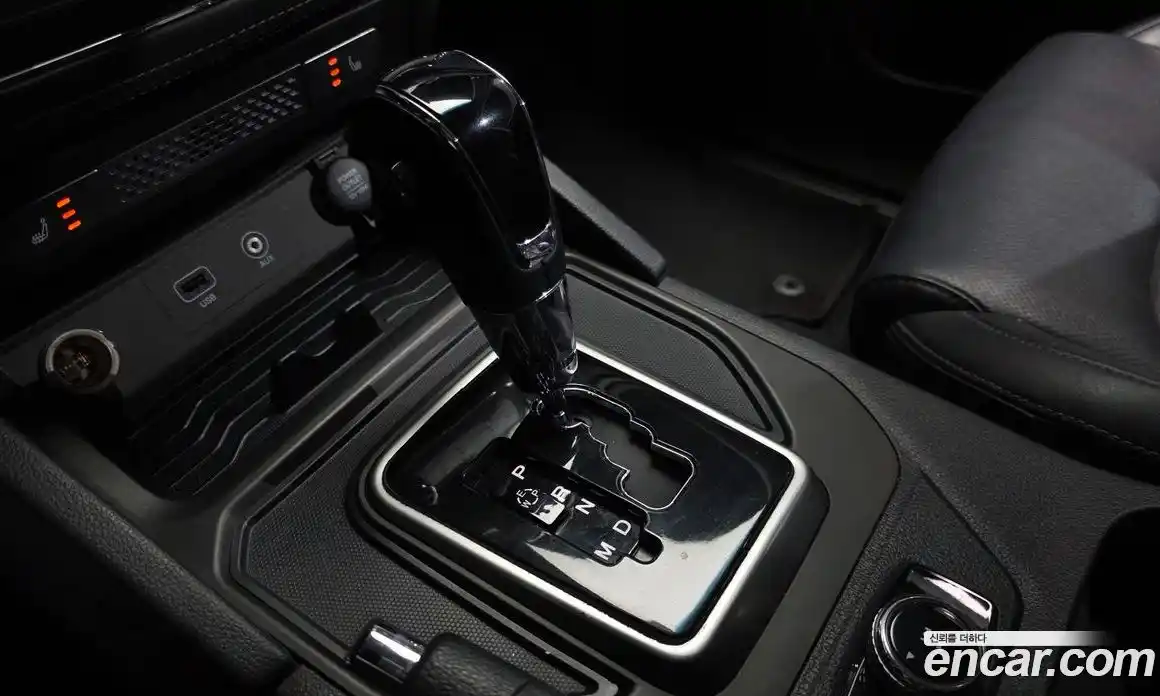 SsangYong Rexton 2018 2.2 Автомат в Москве № 889432, фото 9