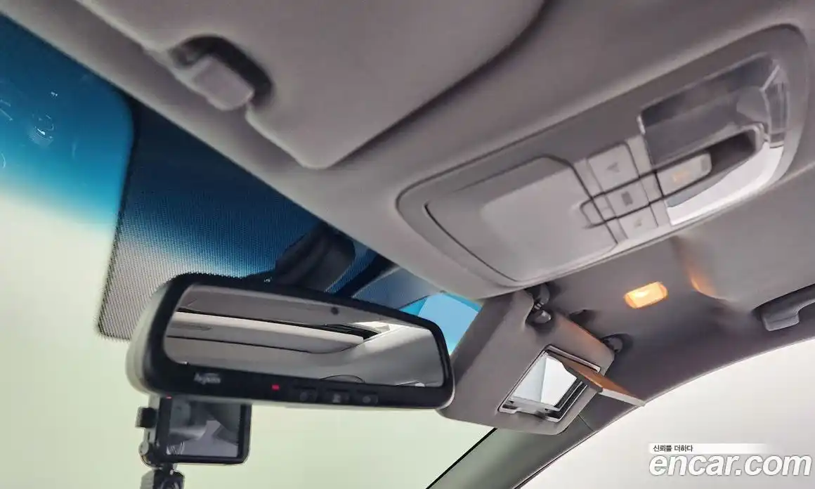 SsangYong Korando 2015 2.2 Автомат в Москве № 889487, фото 17