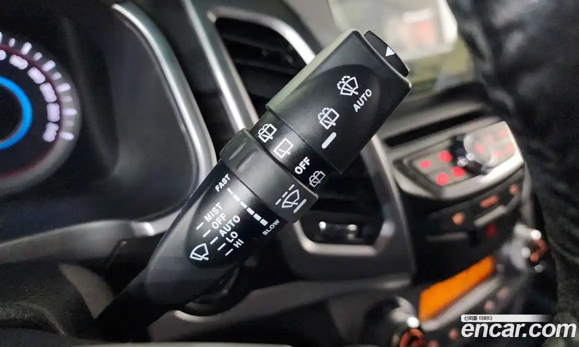 SsangYong Korando 2015 2.2 Автомат в Москве № 889487, фото 19