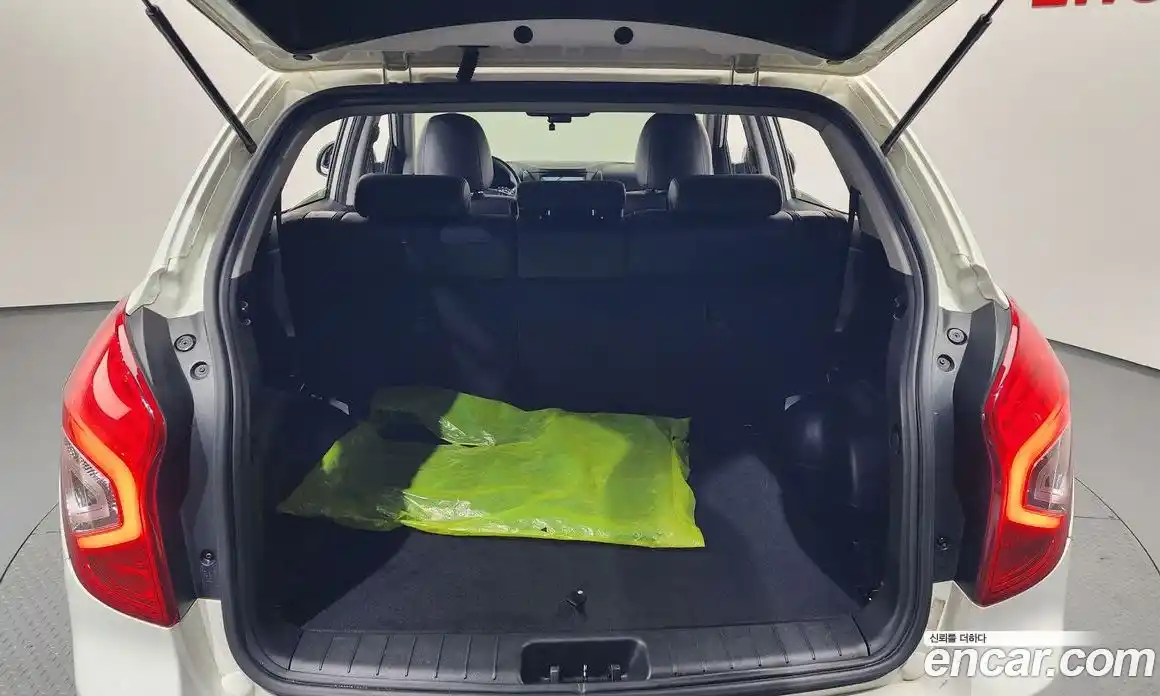 SsangYong Korando 2015 2.2 Автомат в Москве № 889487, фото 20