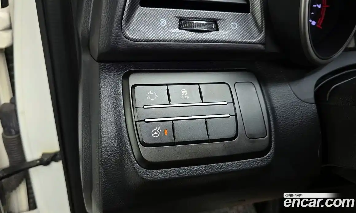 SsangYong TIBOLI 2017 1.6 Автомат в Москве № 889566, фото 13