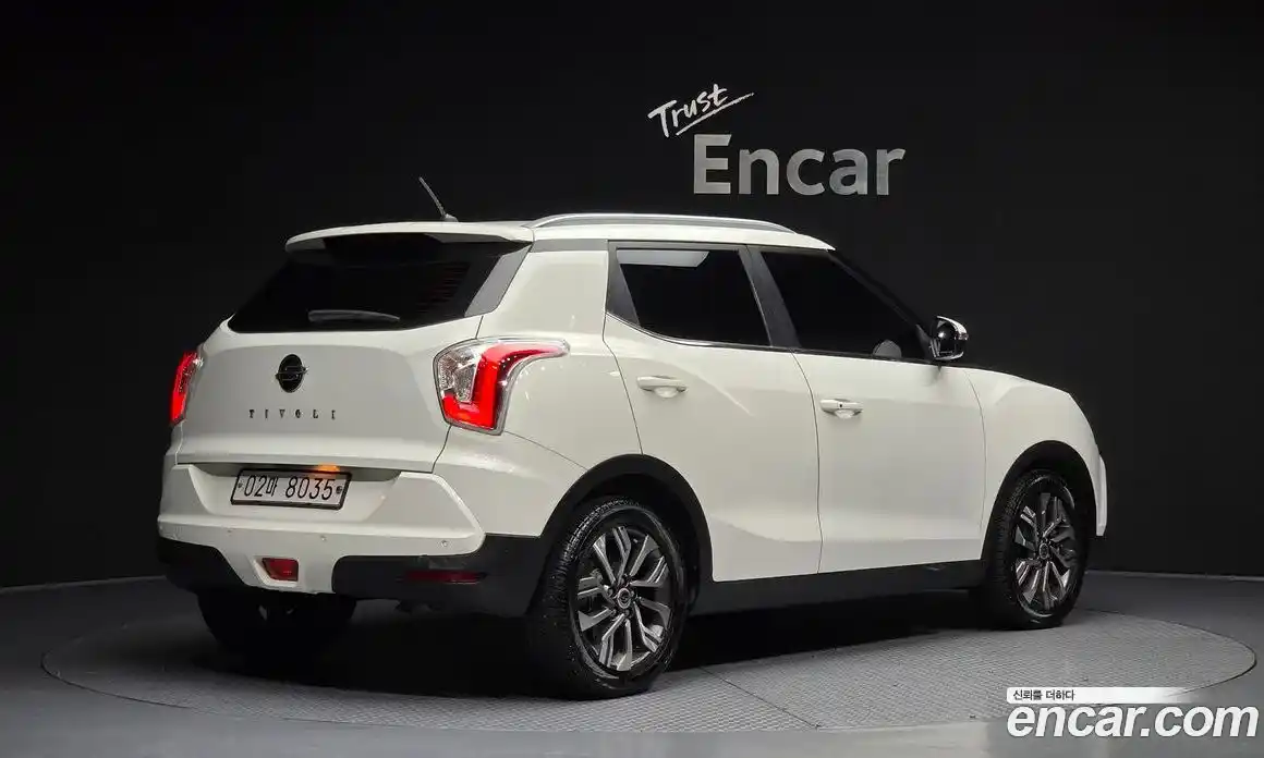 SsangYong TIBOLI 2018 1.6 Автомат в Москве № 889997, фото 2