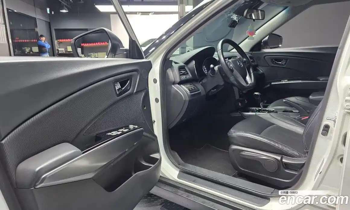 SsangYong TIBOLI 2018 1.6 Автомат в Москве № 889997, фото 10