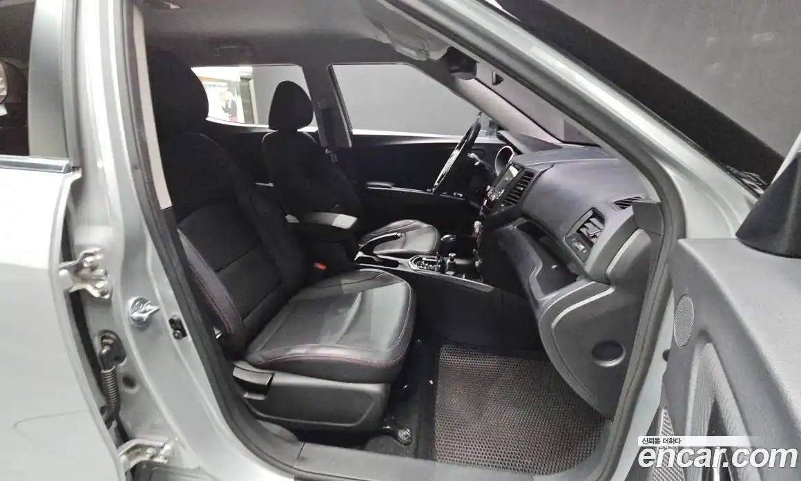 SsangYong TIBOLI 2017 1.6 Автомат в Москве № 890014, фото 11