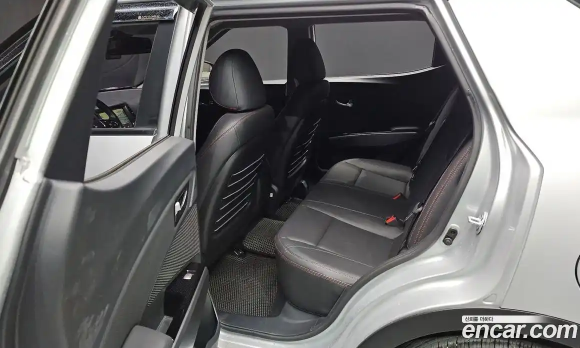 SsangYong TIBOLI 2017 1.6 Автомат в Москве № 890014, фото 13