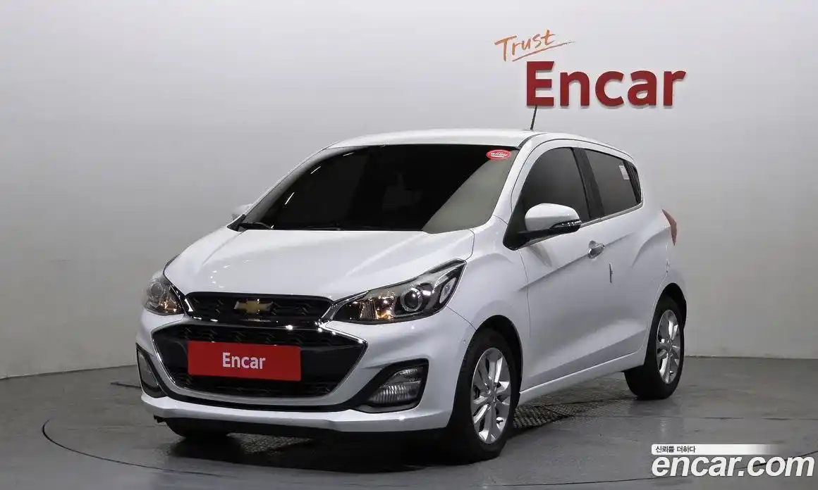 Chevrolet Spark 2018 1.0 Автомат в Москве № 890585, фото 1