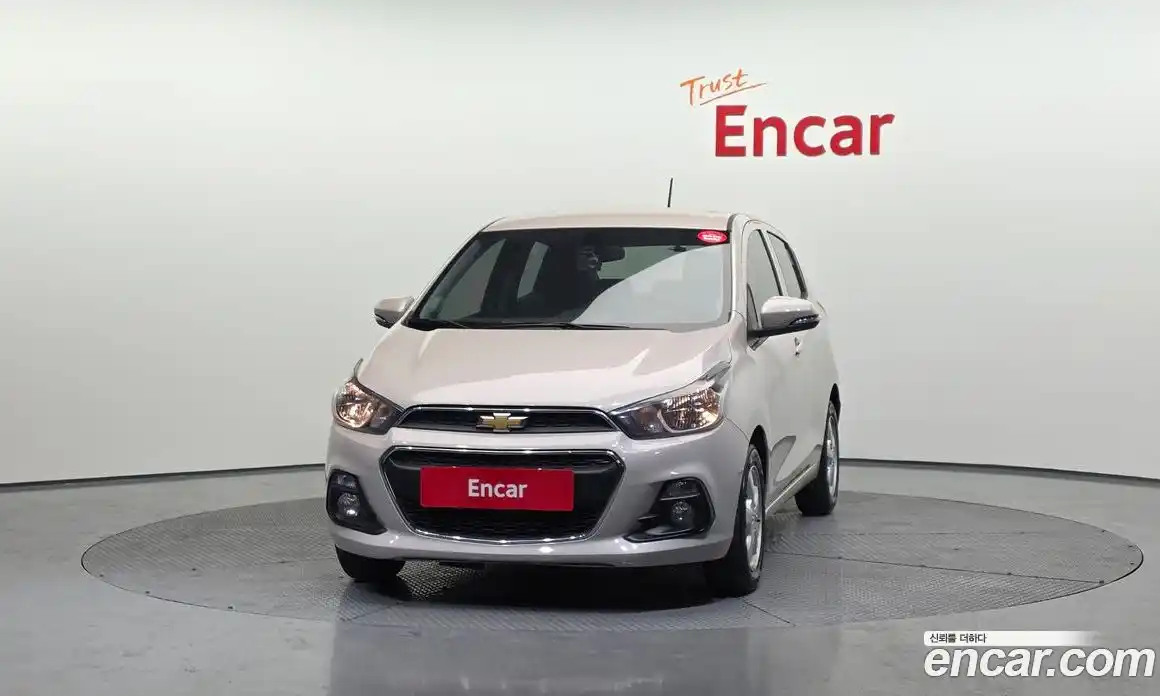 Chevrolet Spark 2016 1.0 гидро в Москве, фото 3