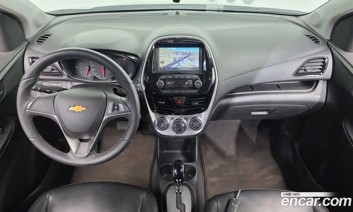 Chevrolet Spark 2016 1.0 гидро в Москве, фото 7