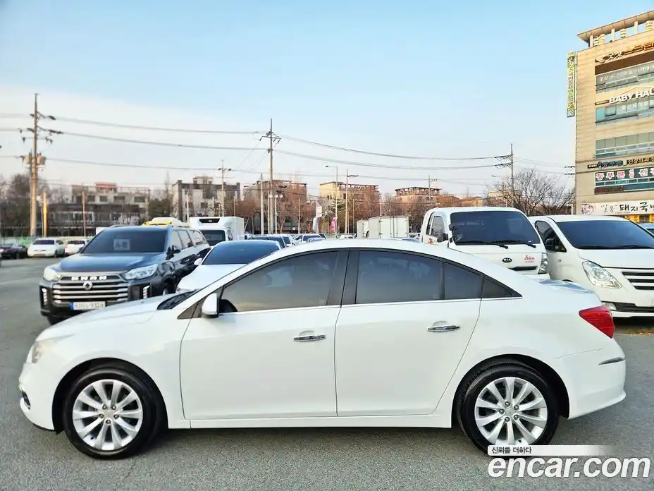 Chevrolet Cruze 2015 1.8 Автомат в Москве № 891056, фото 8