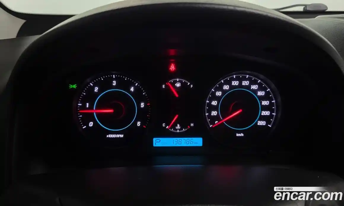 Chevrolet Captiva 2011 2.2 Автомат в Москве № 891227, фото 8