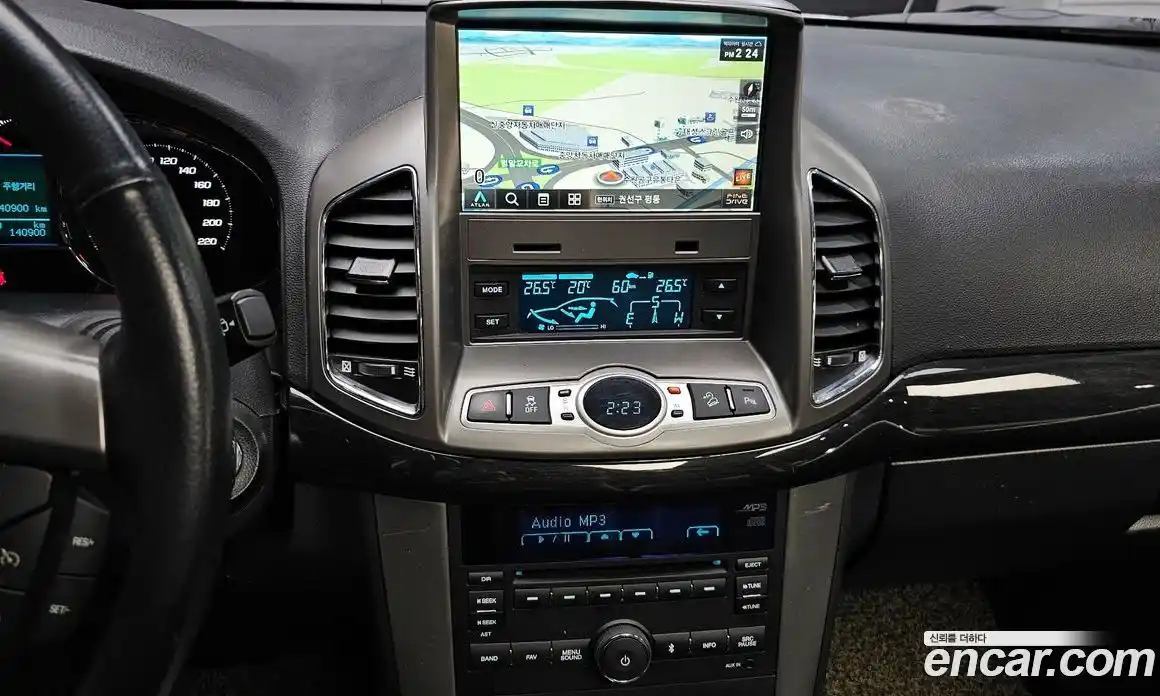 Chevrolet Captiva 2015 2.2 Автомат в Москве № 891242, фото 13