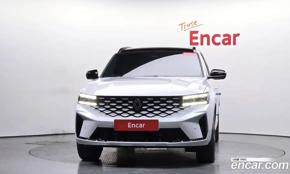 Renault Grand Koleos 2024 1.5 Автомат в Москве № 891684, фото 2