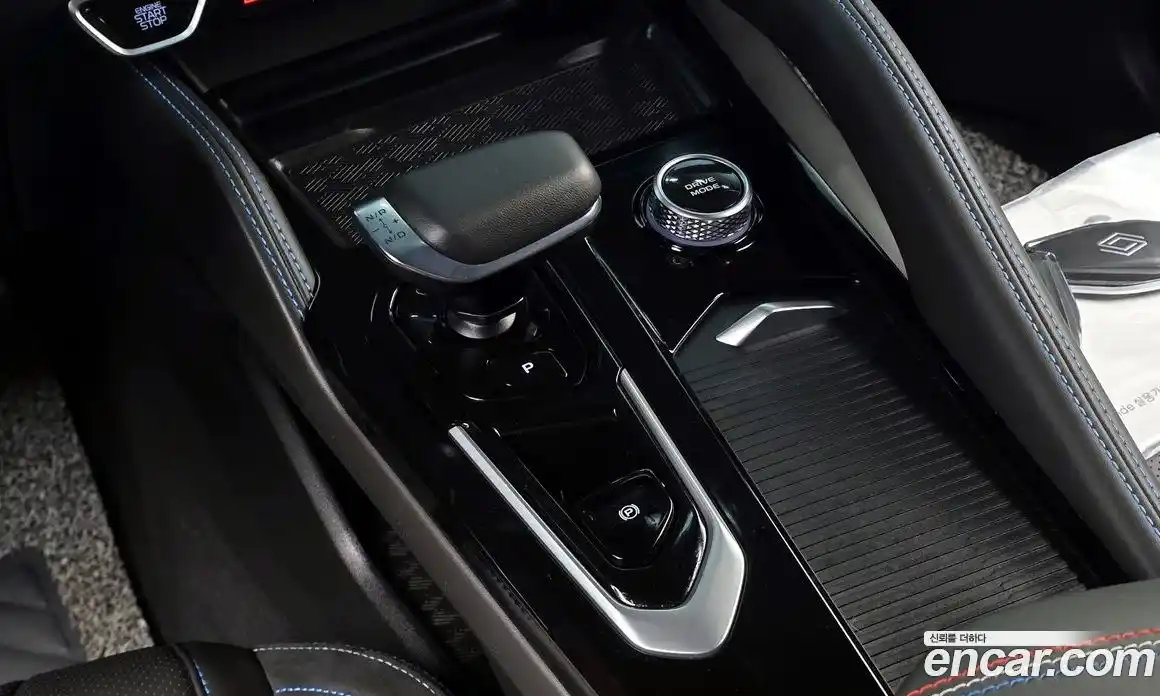 Renault Grand Koleos 2024 1.5 Автомат в Москве № 891684, фото 8