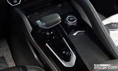 Renault Grand Koleos 2024 1.5 Автомат в Москве № 891684, миниатюра 8