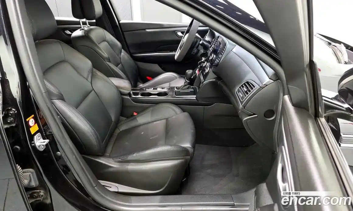 Renault SM6 2021 1.3 Автомат в Москве № 891869, фото 13