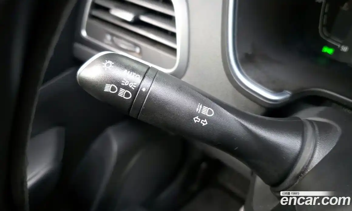 Renault SM6 2021 1.3 Автомат в Москве № 891869, фото 17