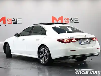 Mercedes-Benz E-Class 2025 2.0 Автомат в Москве № 892467, миниатюра 4