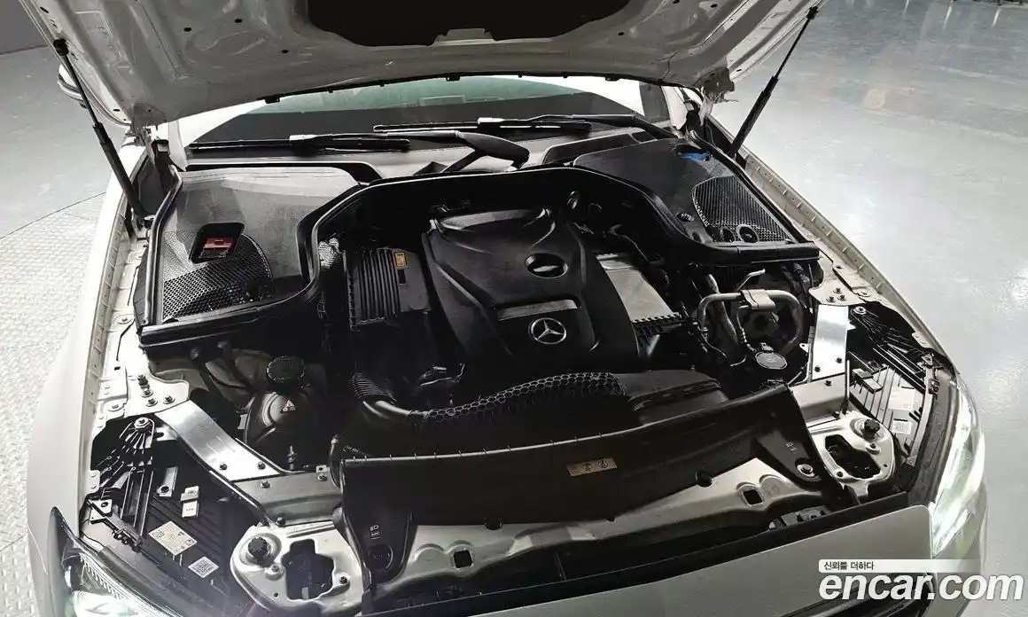 Mercedes-Benz E-Class 2022 2.0 Автомат в Москве № 892880, фото 6