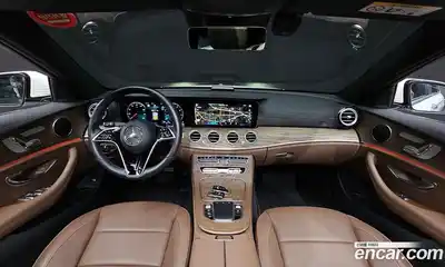Mercedes-Benz E-Class 2022 2.0 Автомат в Москве № 892880, миниатюра 7