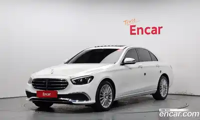 Mercedes-Benz E-Class, 2022