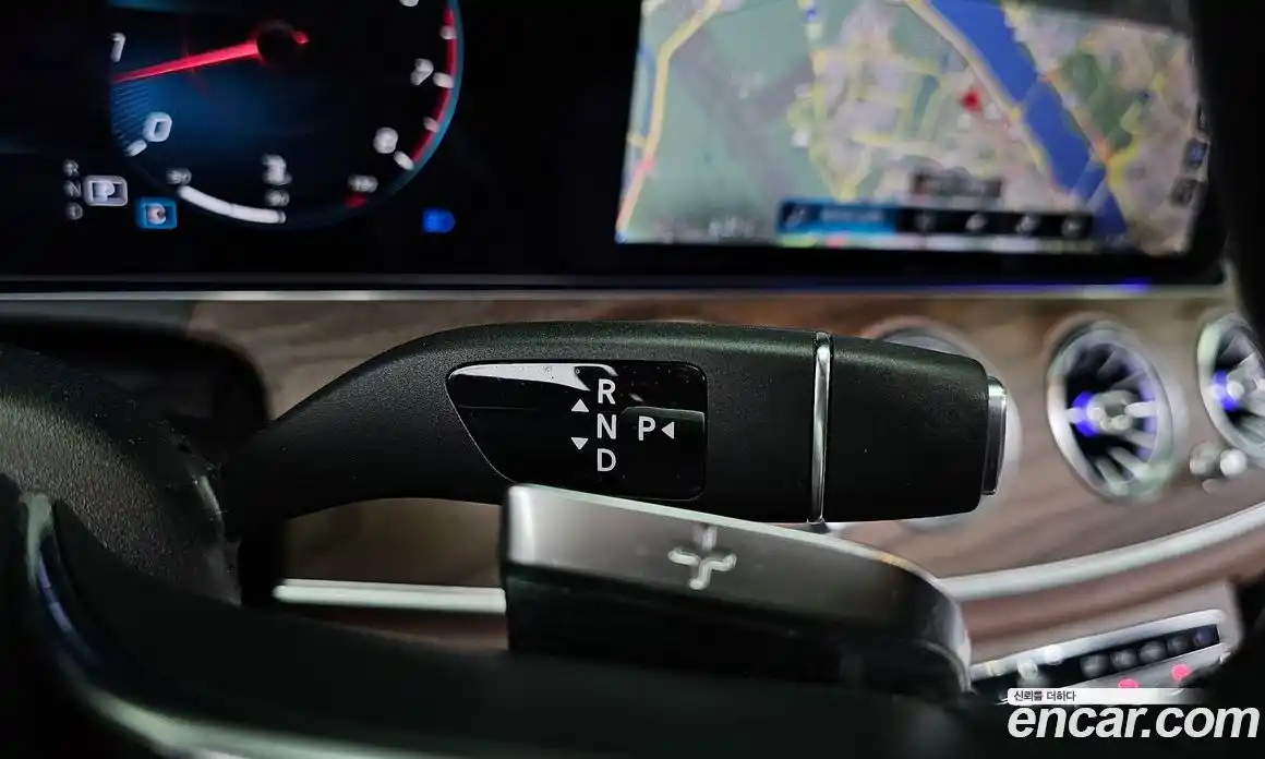 Mercedes-Benz E-Class 2022 2.0 Автомат в Москве № 892922, фото 9