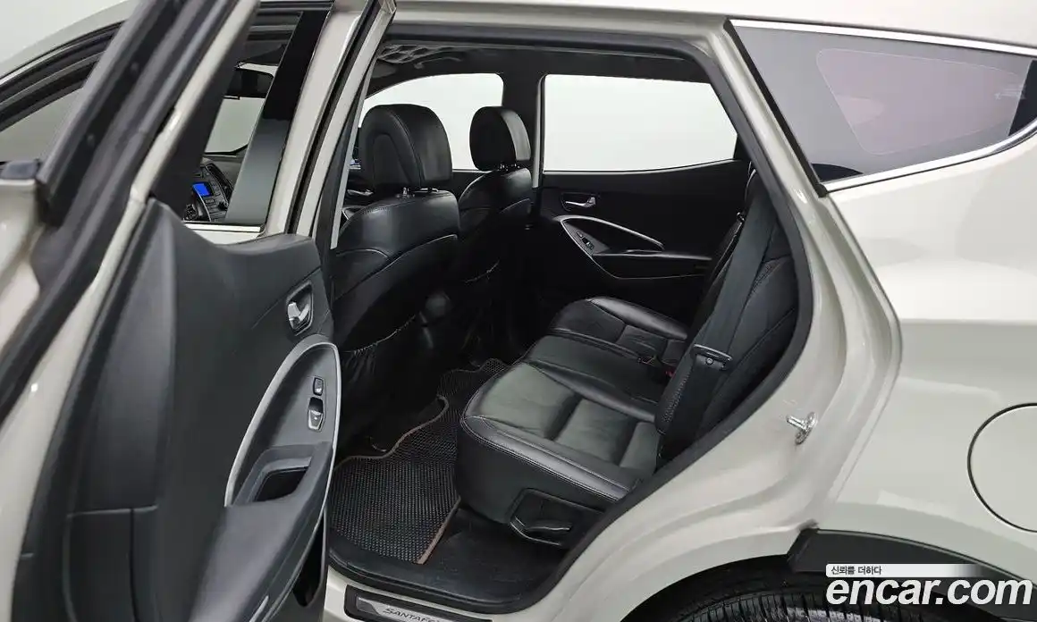 Hyundai Santa Fe 2013 2.0 гидро в Москве № 112662, фото 11