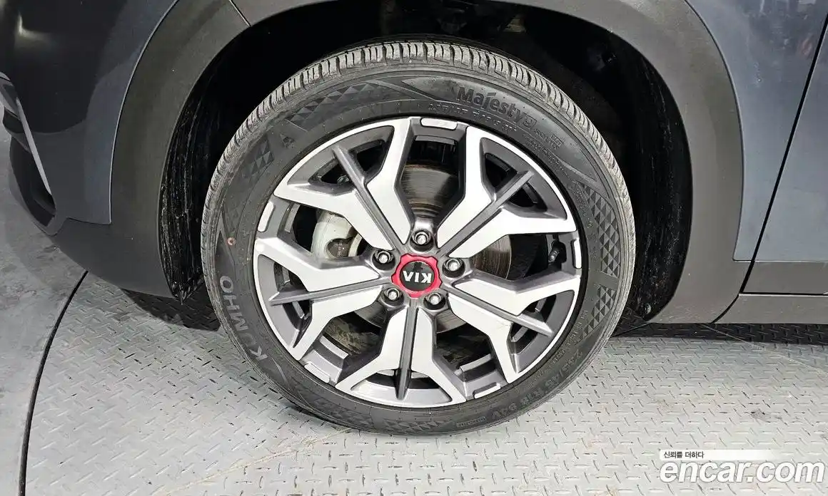 Kia Seltos 2020 1.6 гидро в Москве № 115459, фото 5