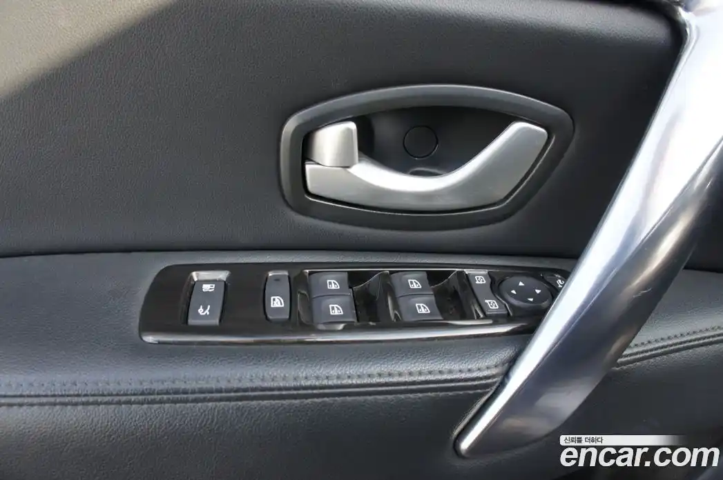 Renault SM7 2016 2.0 Автомат в Москве № 152453, фото 13