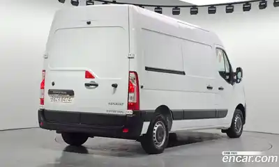 Renault Master 2024 2.3 механика в Москве № 176228, миниатюра 2
